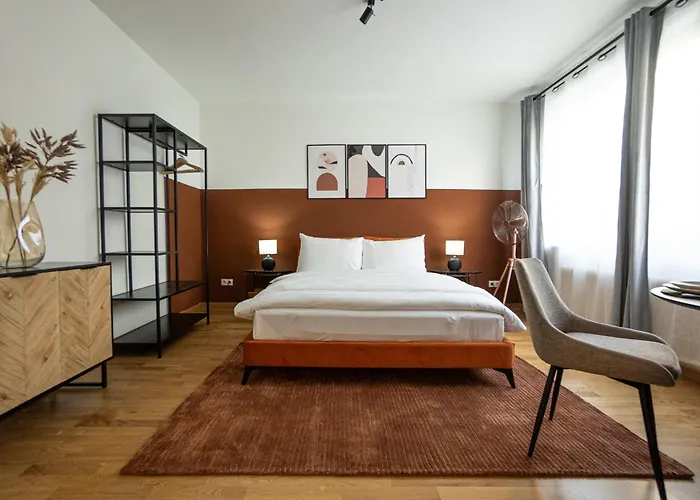 Spacious Studio In Prime Location With Queen Bed